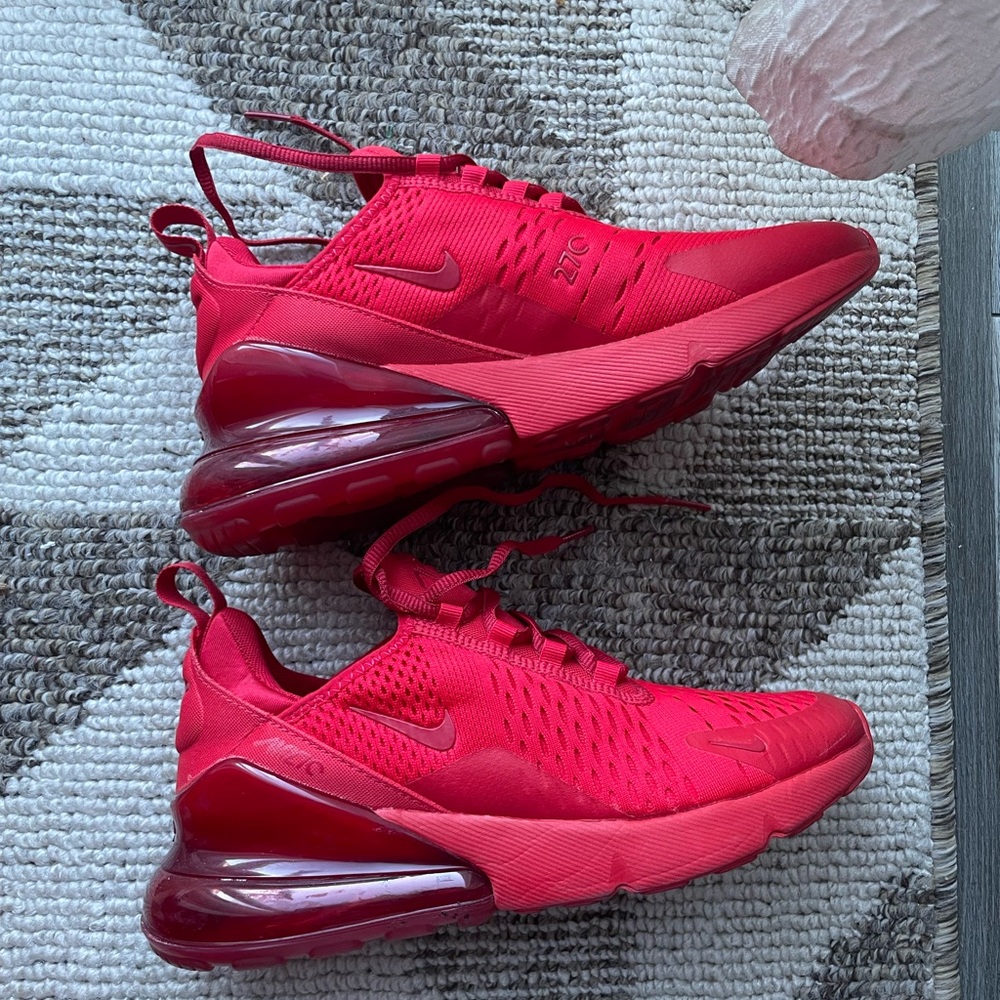 Nike  Airmax 270’s all red size 6y/7.5 women’s